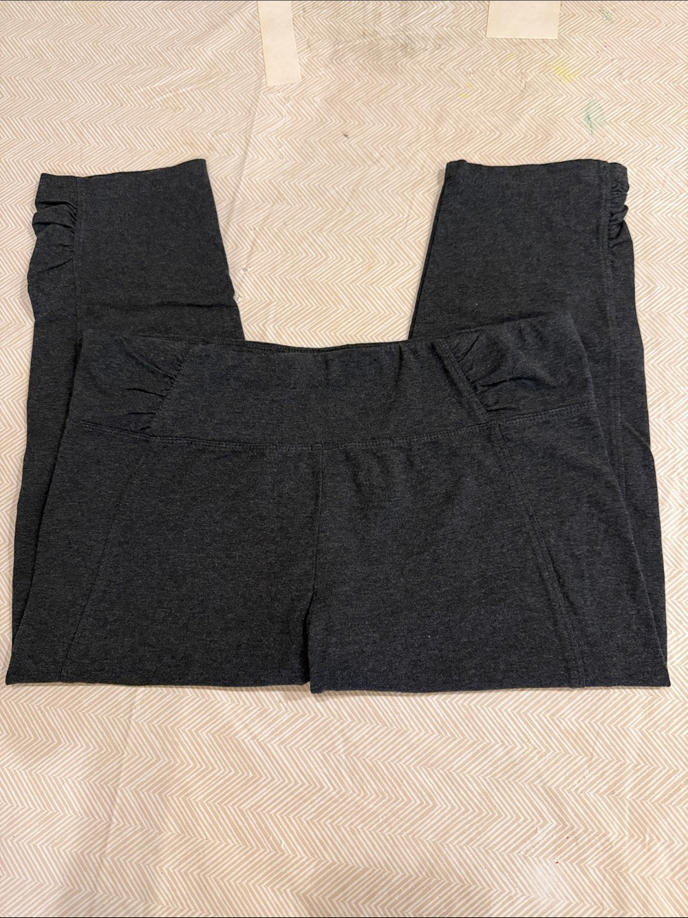Calvin Klein Dark Charcoal Pull-On Leggings with Ruffle Details (sz - lg)